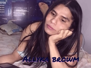 Allyka_browm