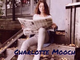 Charlotte_Mooch