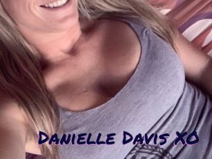 Danielle_Davis_XO