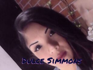 Dulce_Simmons