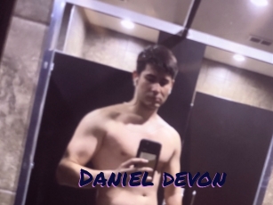 Daniel_devon