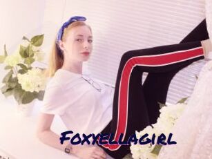 Foxyellagirl