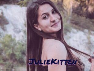 Julie_Kitten