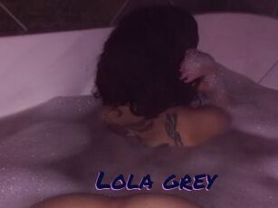 Lola_grey