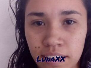 LunaXX