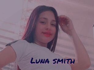 Luna_smith