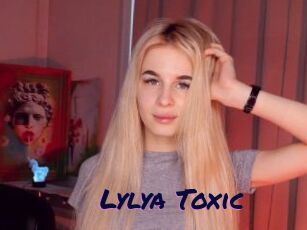 Lylya_Toxic