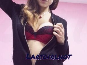 Lartgirlhot