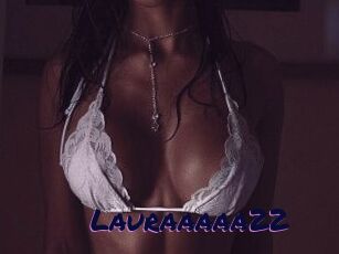 Lauraaaaa22