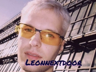 Leonnextdoor