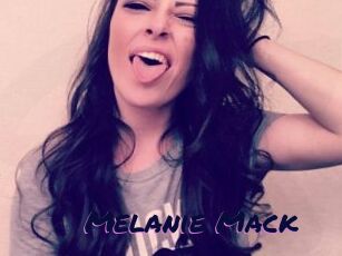 Melanie_Mack