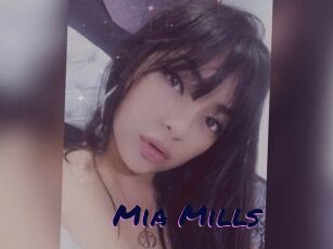 Mia_Mills