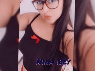 Nina_Rey