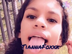 TiannaFoxxx