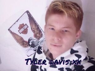 Tyler_davis_xx